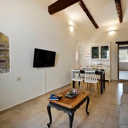 Oikia Petsalis - Skripero, Corfu Apartment *